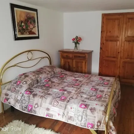Apartment Clou